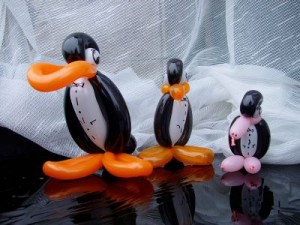 Luftballontier Pinguine