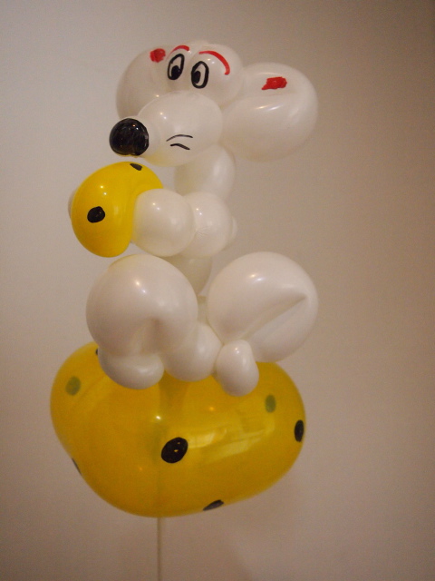Hannover Ballonmodellierer Maus auf Käse